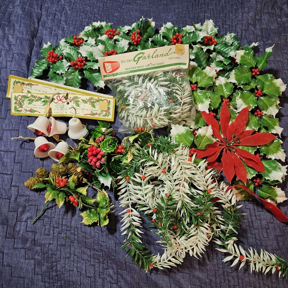 HUGE Lot Vintage MCM CHRISTMAS Garland Sugar Bells PLASTIC Centerpiece